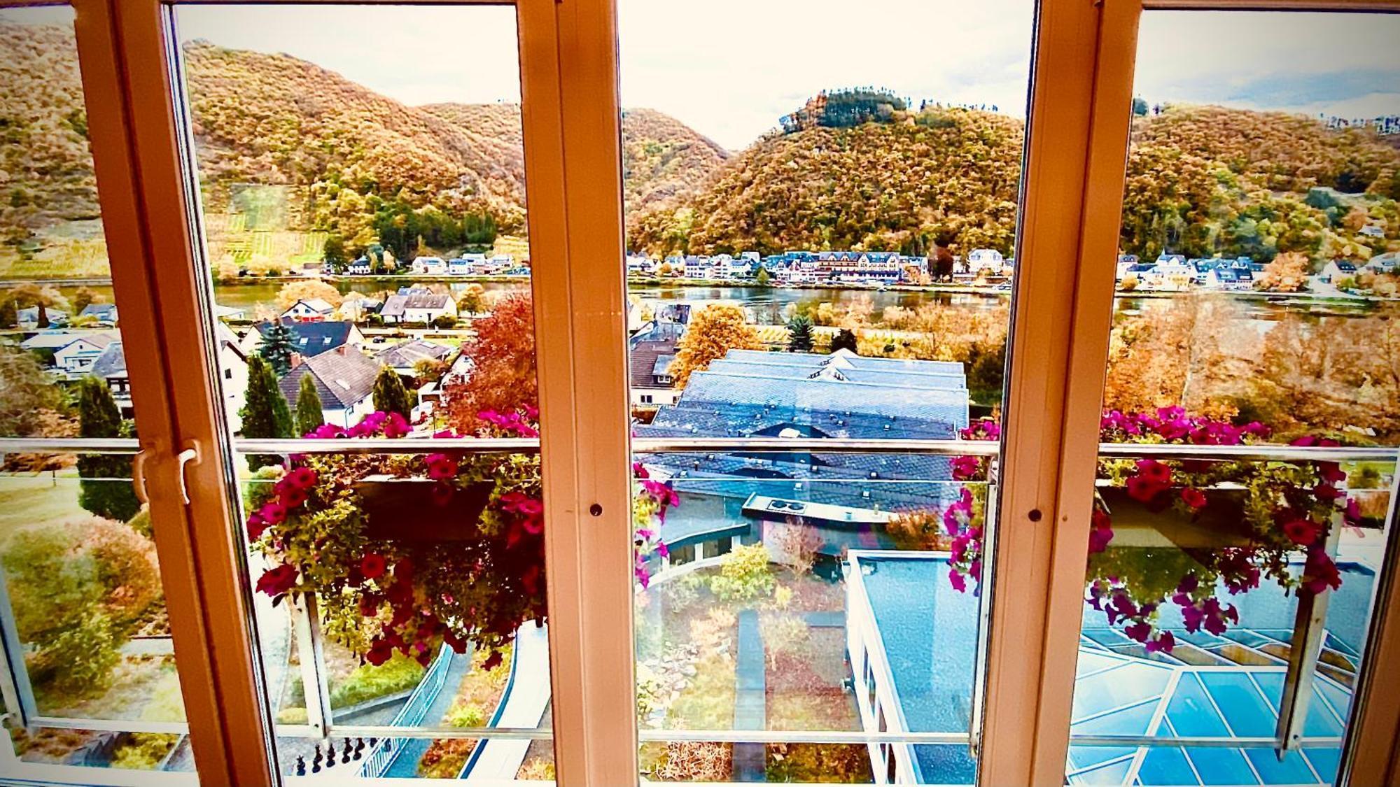 Moselstern Parkhotel Krähennest Löf Zimmer foto